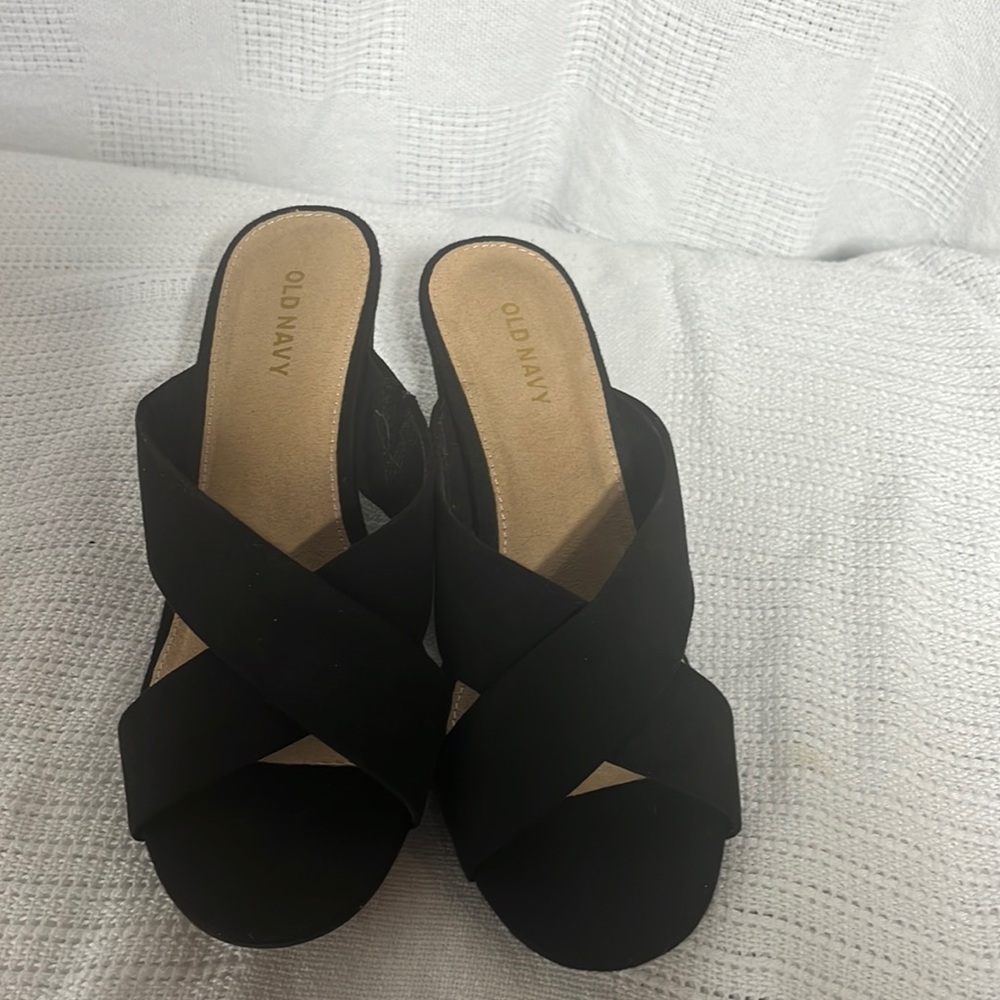 Old navy heels size 6.5